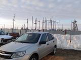 ВАЗ (Lada) Granta 2190 2014 года за 2 500 000 тг. в Атырау – фото 2