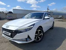 Hyundai Elantra, 2021