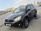Toyota RAV4 2006 года за 6 000 000 тг. в Актау – фото 2