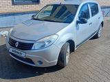 Renault Sandero 2012 года за 1 800 000 тг. в Уральск – фото 2