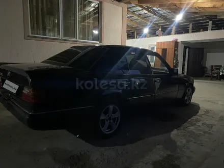 Mercedes-Benz E 230 1991 года за 750 000 тг. в Тургень (Енбекшиказахский р-н) – фото 7