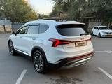 Hyundai Santa Fe 2023 года за 14 950 000 тг. в Алматы – фото 3