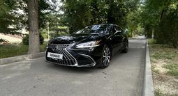 Lexus ES 350 2020 года за 21 000 000 тг. в Алматы