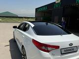 Kia K5 2012 года за 10 000 000 тг. в Алматы – фото 2