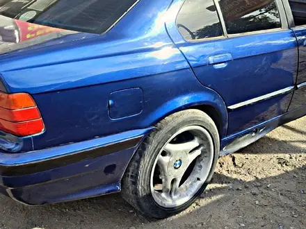 BMW 320 1993 года за 1 250 000 тг. в Шымкент – фото 20