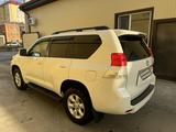 Toyota Land Cruiser Prado 2011 годаүшін16 000 000 тг. в Атырау – фото 4