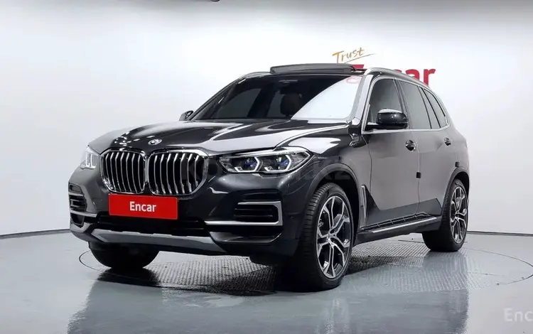 BMW X5 2022 года за 36 200 000 тг. в Алматы