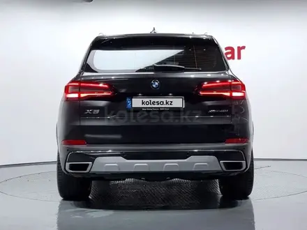 BMW X5 2022 года за 36 200 000 тг. в Алматы – фото 4