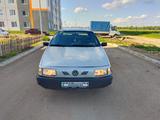 Volkswagen Passat 1990 годаүшін1 150 000 тг. в Астана – фото 2