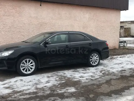 Toyota Camry 2014 года за 10 500 000 тг. в Семей – фото 3