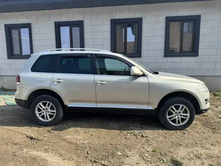Volkswagen Touareg 2007 года за 5 000 000 тг. в Алматы – фото 4