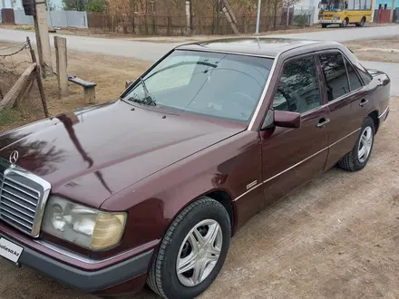 Mercedes-Benz E 220 1992 года за 1 450 000 тг. в Жосалы – фото 11