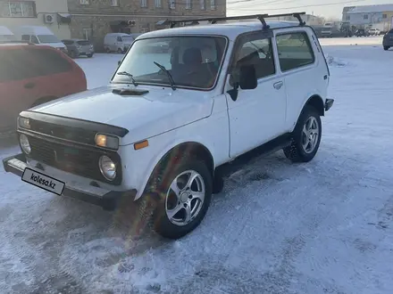 ВАЗ (Lada) Lada 2121 2002 года за 1 500 000 тг. в Караганда – фото 2