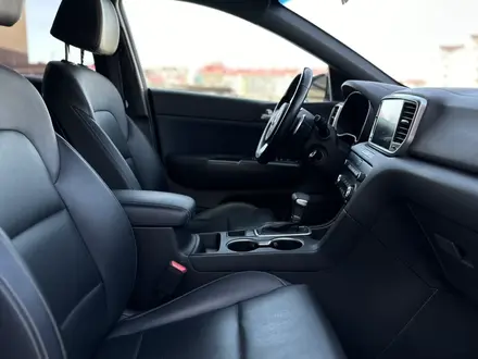 Kia Sportage 2019 года за 12 000 000 тг. в Актобе – фото 15