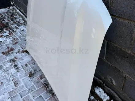 Капот на Ланд Крузер 200 07-15 за 160 000 тг. в Алматы – фото 2