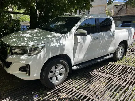 Toyota Hilux 2019 года за 13 800 000 тг. в Шымкент – фото 2