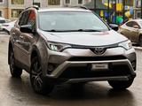 Toyota RAV4 2016 годаүшін7 000 000 тг. в Атырау