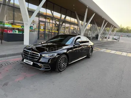 Mercedes-Benz S 580 2023 года за 85 000 000 тг. в Шымкент – фото 7