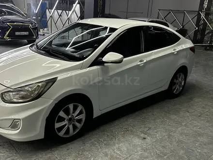 Hyundai Accent 2011 года за 3 800 000 тг. в Семей – фото 2