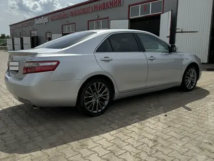 Toyota Camry 2007 года за 6 500 000 тг. в Актобе – фото 3