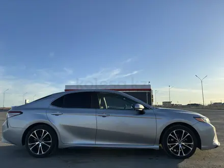 Toyota Camry 2019 года за 8 500 000 тг. в Атырау – фото 3