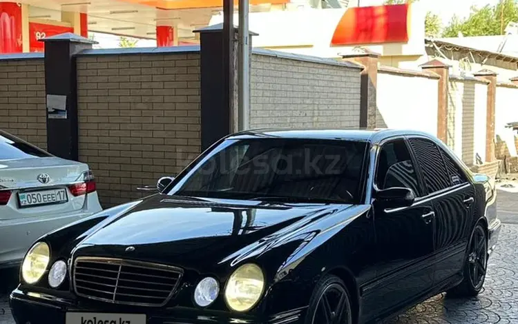 Mercedes-Benz E 55 AMG 2001 годаfor7 000 000 тг. в Шымкент