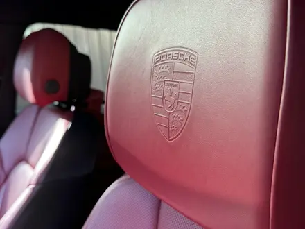 Porsche Macan 2023 года за 39 800 000 тг. в Алматы – фото 13