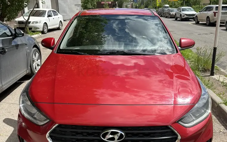 Hyundai Solaris 2019 года за 7 300 000 тг. в Астана