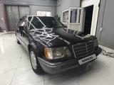 Mercedes-Benz E 280 1993 года за 2 300 000 тг. в Аксу – фото 3