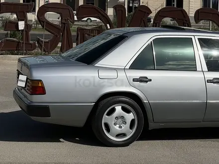 Mercedes-Benz E 230 1991 года за 2 300 000 тг. в Туркестан – фото 13