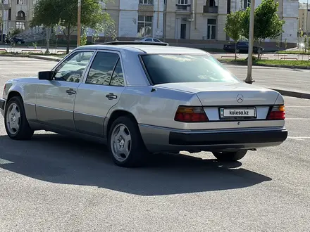 Mercedes-Benz E 230 1991 года за 2 300 000 тг. в Туркестан – фото 16