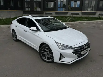 Hyundai Elantra 2019 года за 10 550 000 тг. в Алматы