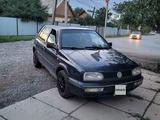 Volkswagen Golf 1993 годаfor1 150 000 тг. в Алматы – фото 3