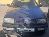 Volkswagen Vento 1995 года за 700 000 тг. в Тараз – фото 4