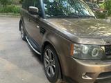Land Rover Range Rover Sport 2010 года за 9 000 000 тг. в Алматы – фото 2