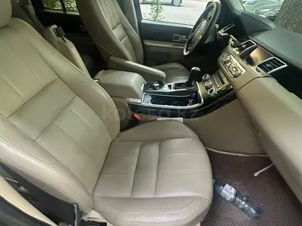 Land Rover Range Rover Sport 2010 года за 8 000 000 тг. в Алматы – фото 10