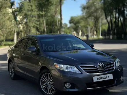 Toyota Camry 2010 года за 7 500 000 тг. в Тараз