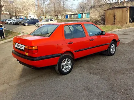 Volkswagen Vento 1993 года за 1 300 000 тг. в Уральск – фото 7