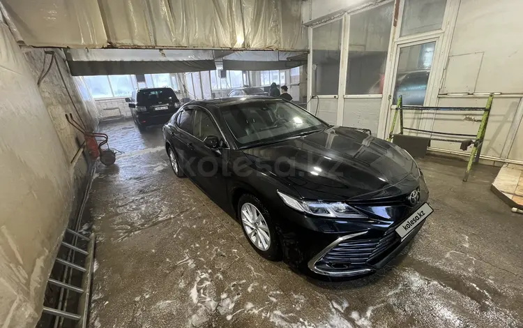 Toyota Camry 2023 года за 18 000 000 тг. в Жезказган