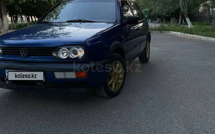 Volkswagen Golf 1992 года за 1 200 000 тг. в Атырау