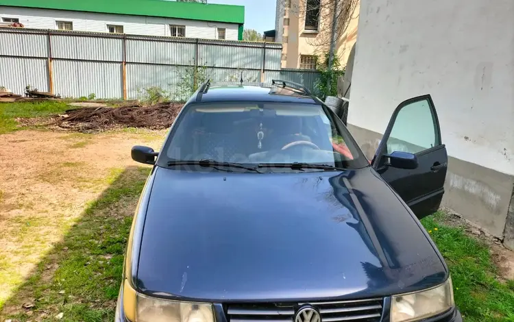 Volkswagen Passat 1996 годаүшін1 600 000 тг. в Уральск