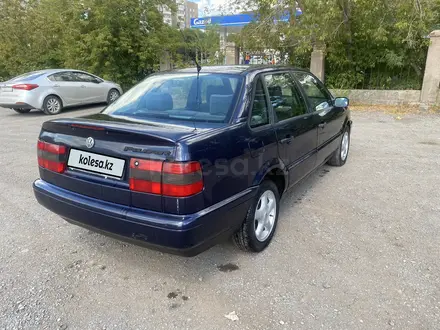 Volkswagen Passat 1994 года за 2 550 000 тг. в Караганда – фото 9