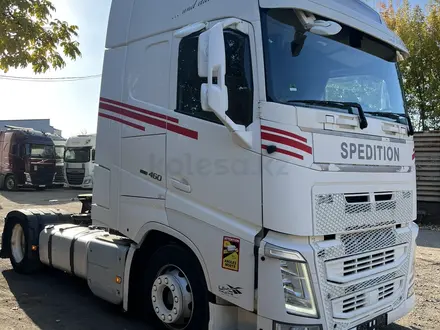 Volvo  FH 2017 года за 33 000 000 тг. в Алматы – фото 2