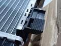 Радиатор охлаждения Mercedes W202 W210 механика за 35 000 тг. в Караганда – фото 5