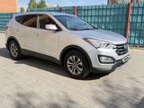 Hyundai Santa Fe 2015 года за 6 000 000 тг. в Актобе – фото 4