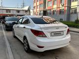 Hyundai Solaris 2013 года за 3 600 000 тг. в Алматы – фото 3