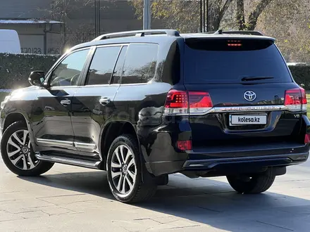 Toyota Land Cruiser 2016 года за 29 000 000 тг. в Алматы – фото 24