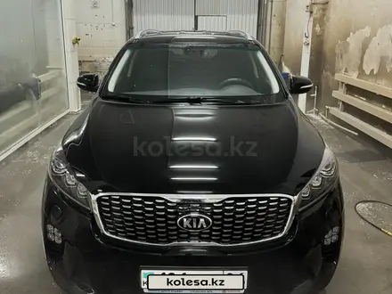 Kia Sorento 2019 года за 15 000 000 тг. в Атырау – фото 4