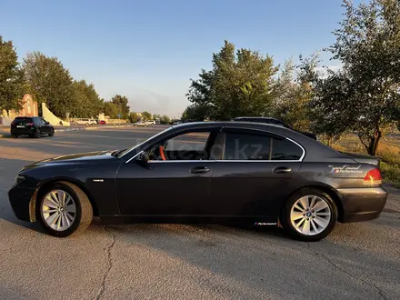 BMW 735 2001 года за 3 100 000 тг. в Жезказган – фото 4