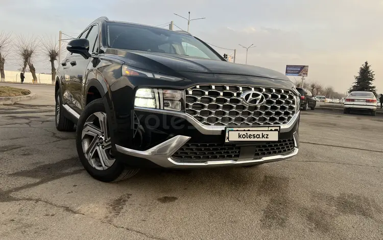 Hyundai Santa Fe 2022 года за 15 850 000 тг. в Алматы